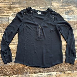 Candie’s | Black Long Sleeve Quarter Zip Blouse (size M)